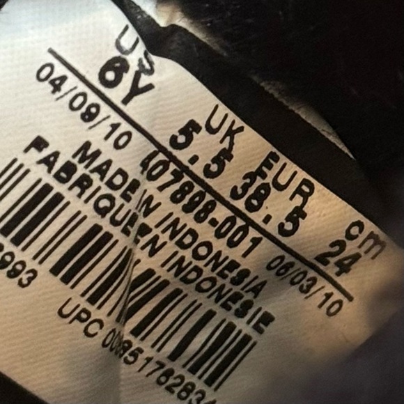 Nike Black and Pink High-Top Sneakers - Picture 10 of 10